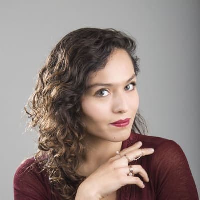 Deia Vargas
