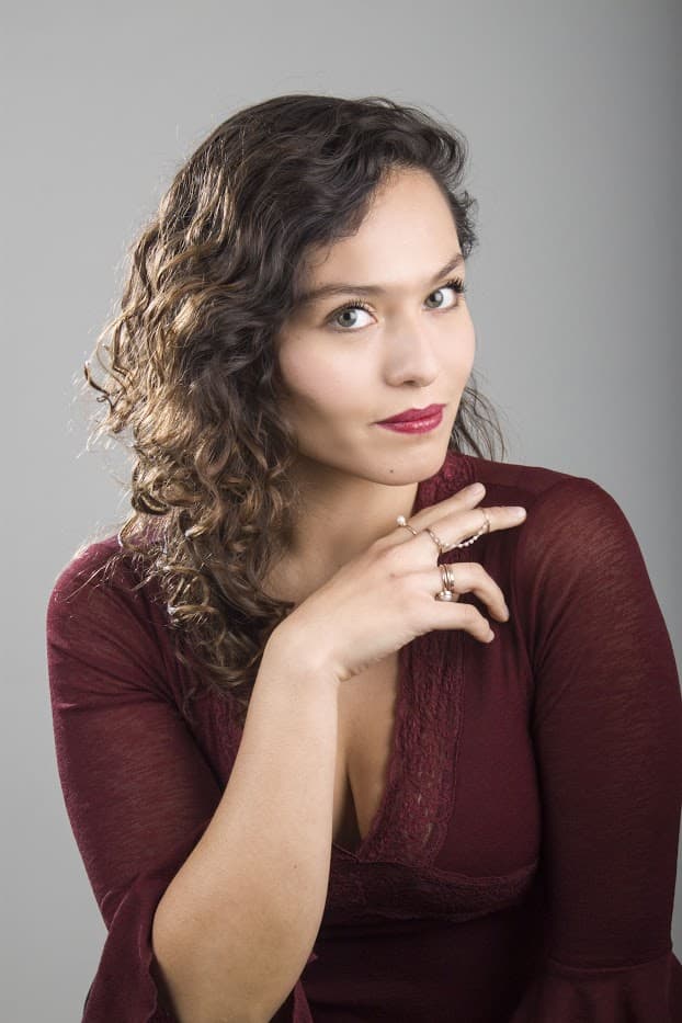 Deia Vargas